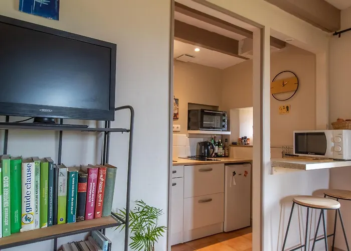 Rustique Avec 2 Chambres, Nature, Animaux Admis, Wifi Et Parking - Fr-1-622-78