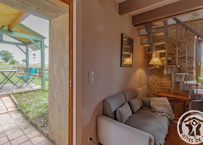 Сasa de vacaciones Rustique Avec 2 Chambres, Nature, Animaux Admis, Wifi Et Parking - Fr-1-622-78 Vihiers