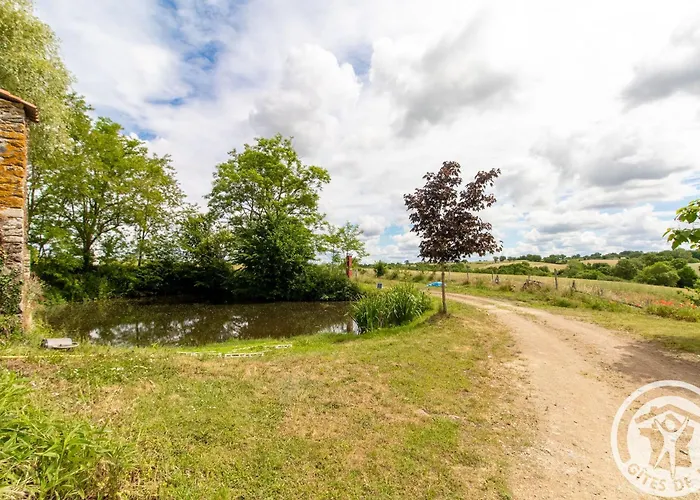 Rustique Avec 2 Chambres, Nature, Animaux Admis, Wifi Et Parking - Fr-1-622-78 Сasa de vacaciones Vihiers